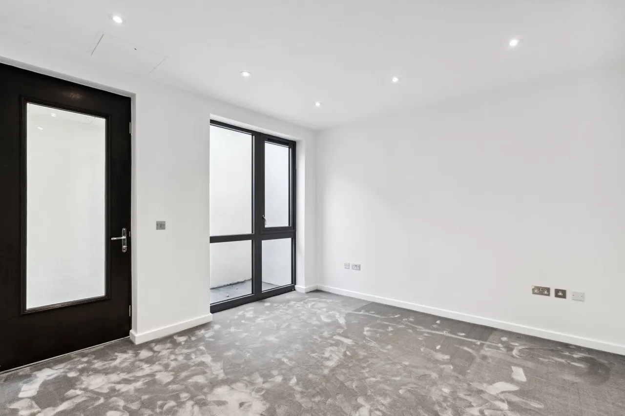 Gunnersbury Mews, London, W4, photo 6