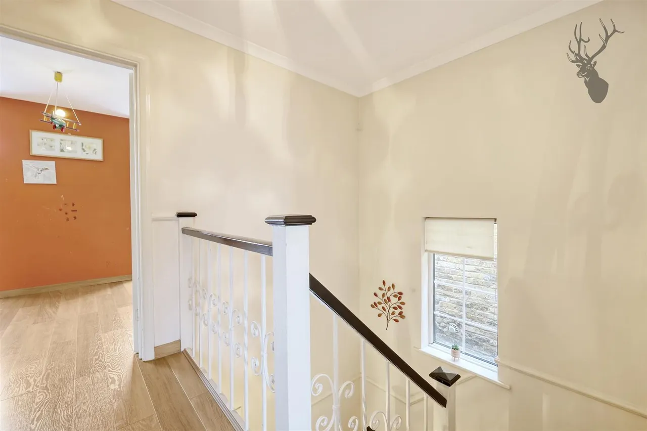 Woodford Green, IG8, photo 21