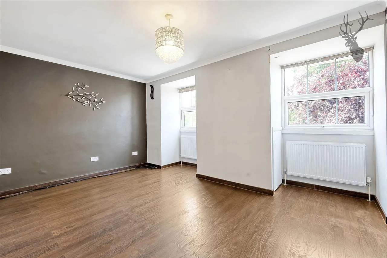 Woodford Green, IG8, photo 25