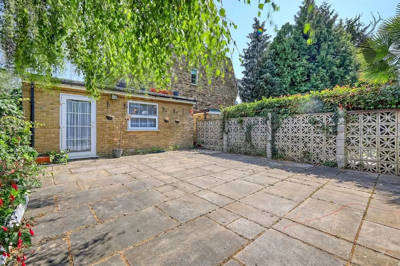 Woodford Green, IG8, photo 28