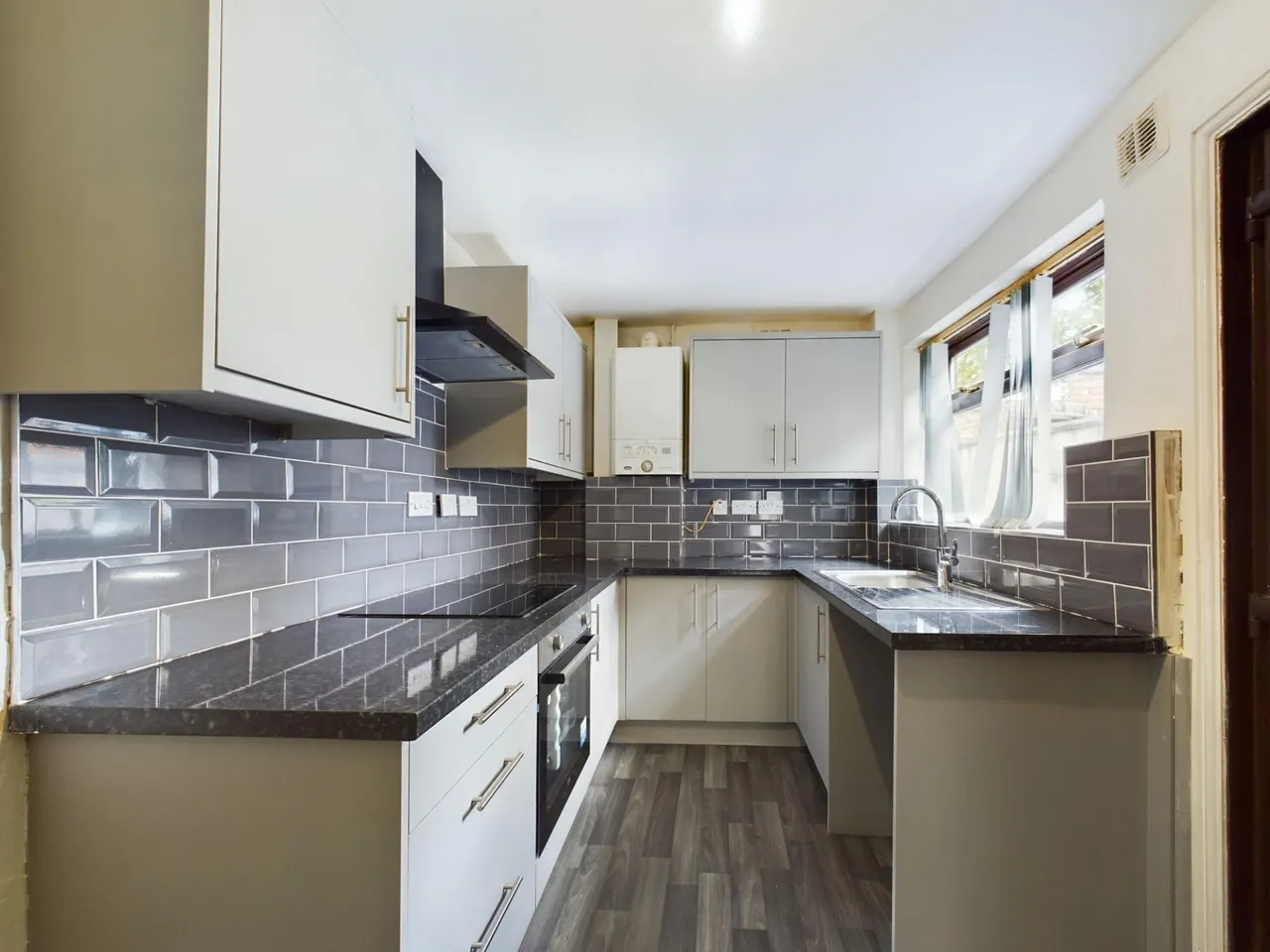 Darlington Street East, Wigan, WN1, photo 3