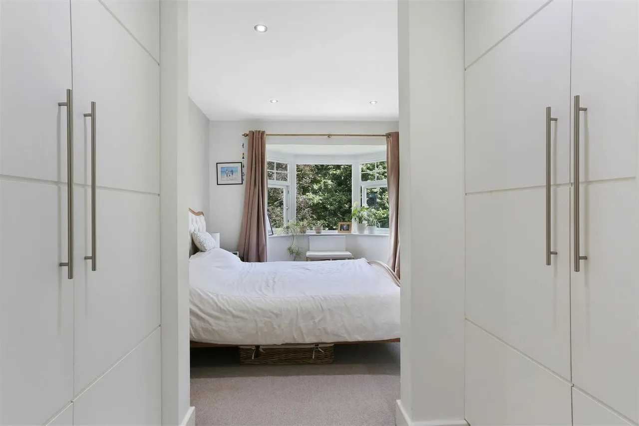Hillbury Road, Warlingham, CR6, photo 21