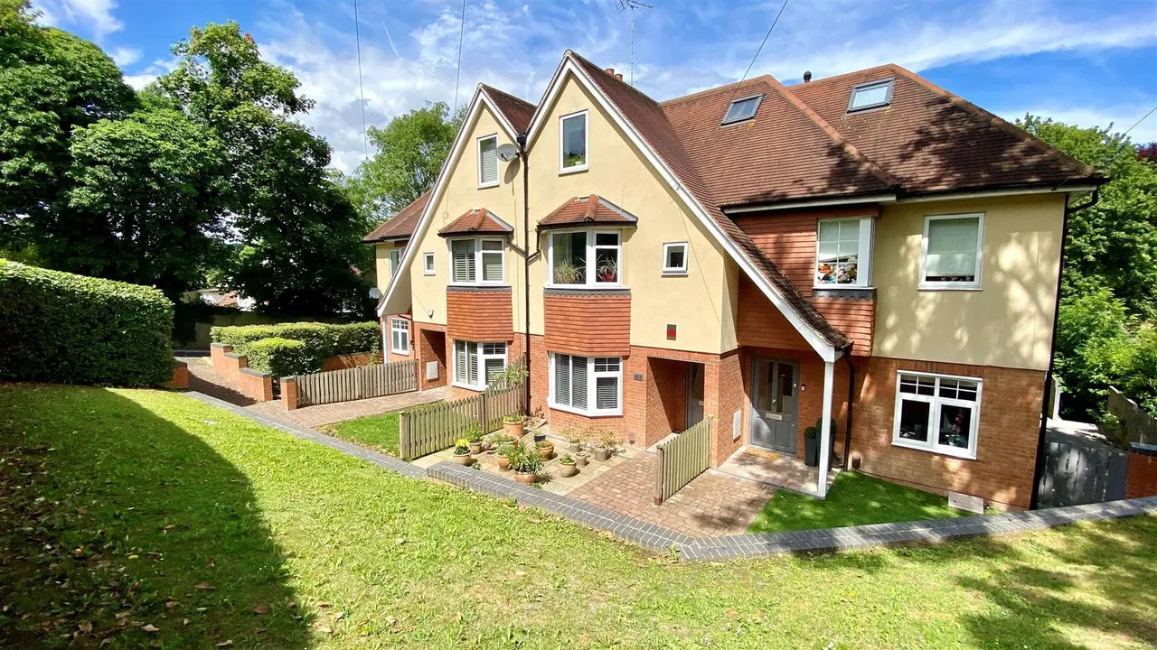 Hillbury Road, Warlingham, CR6, photo 35