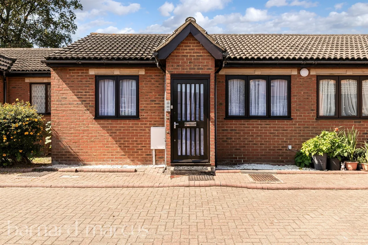 1 bed house for sale — Bletchingley Close, Thornton Heath