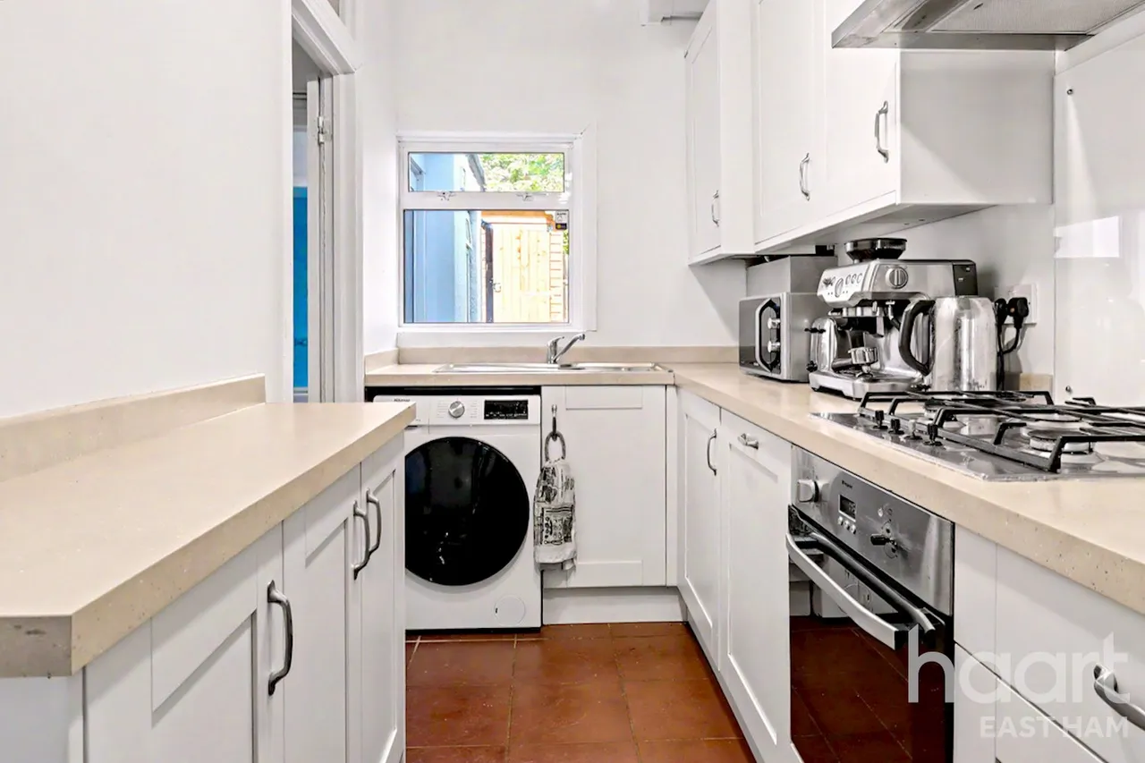 Market Street, London, E6, photo 8