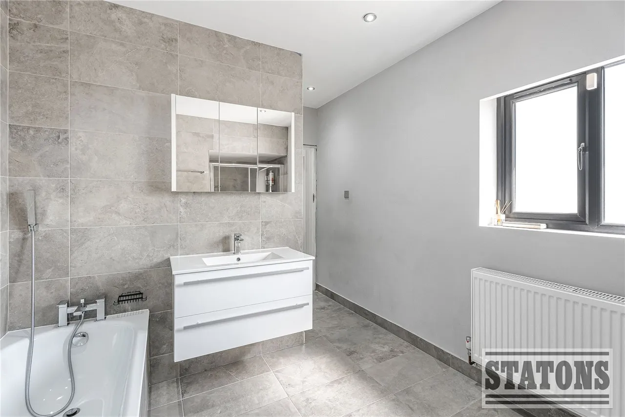 Waggon Road, Hadley Wood, EN4 0PP, photo 20