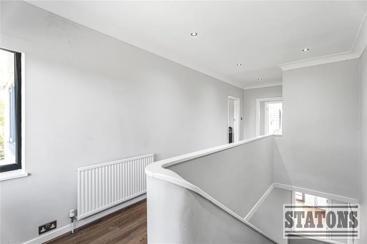 Waggon Road, Hadley Wood, EN4 0PP, photo 13