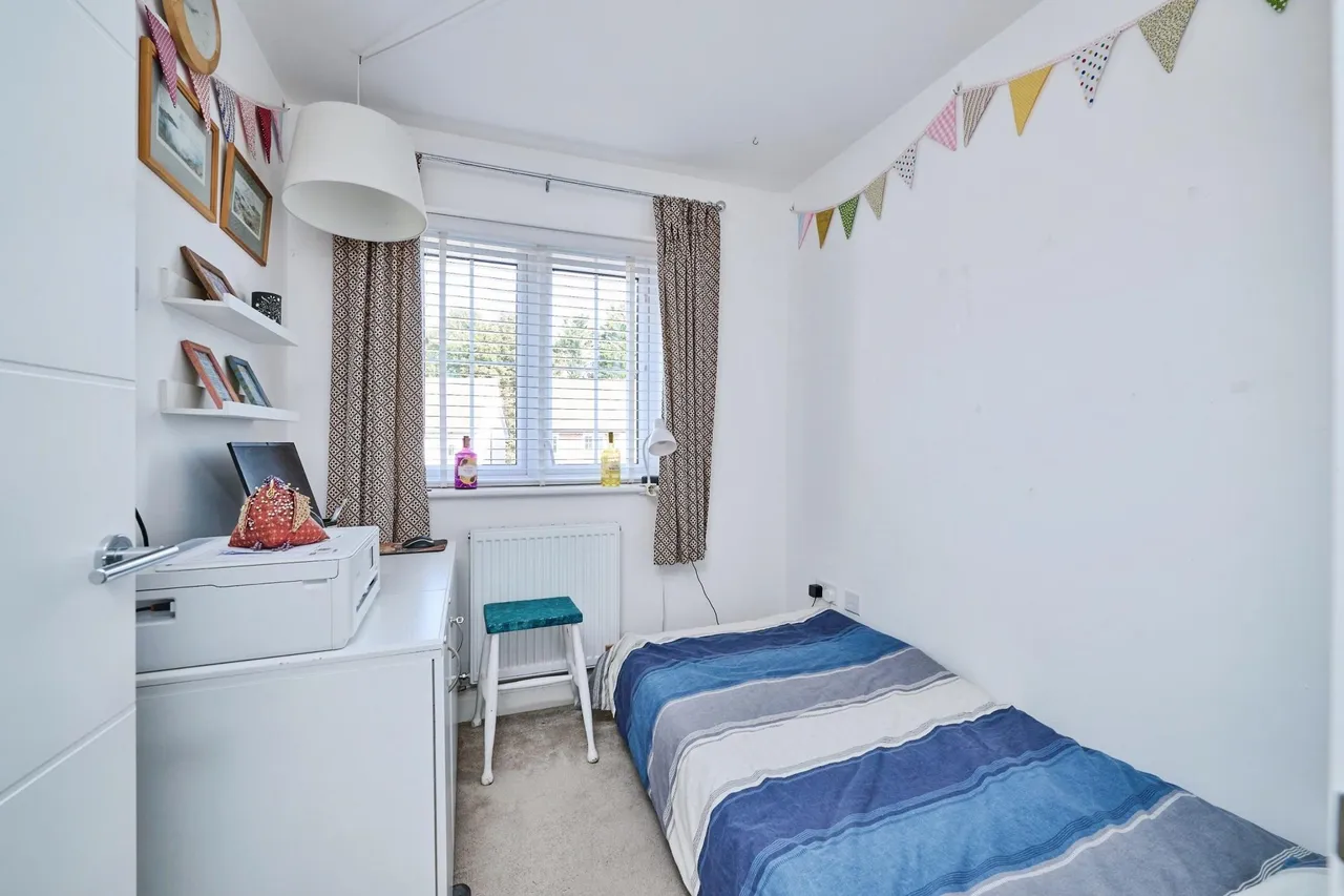 Bedell Road, Duxford, CB22, photo 11