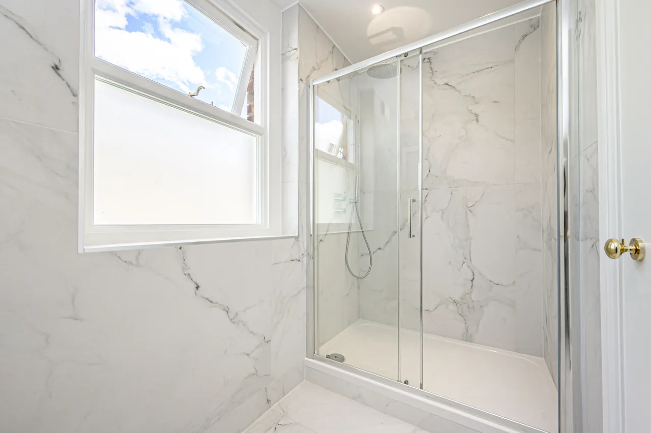 Flat 2, 126 Fleet Road, photo 8