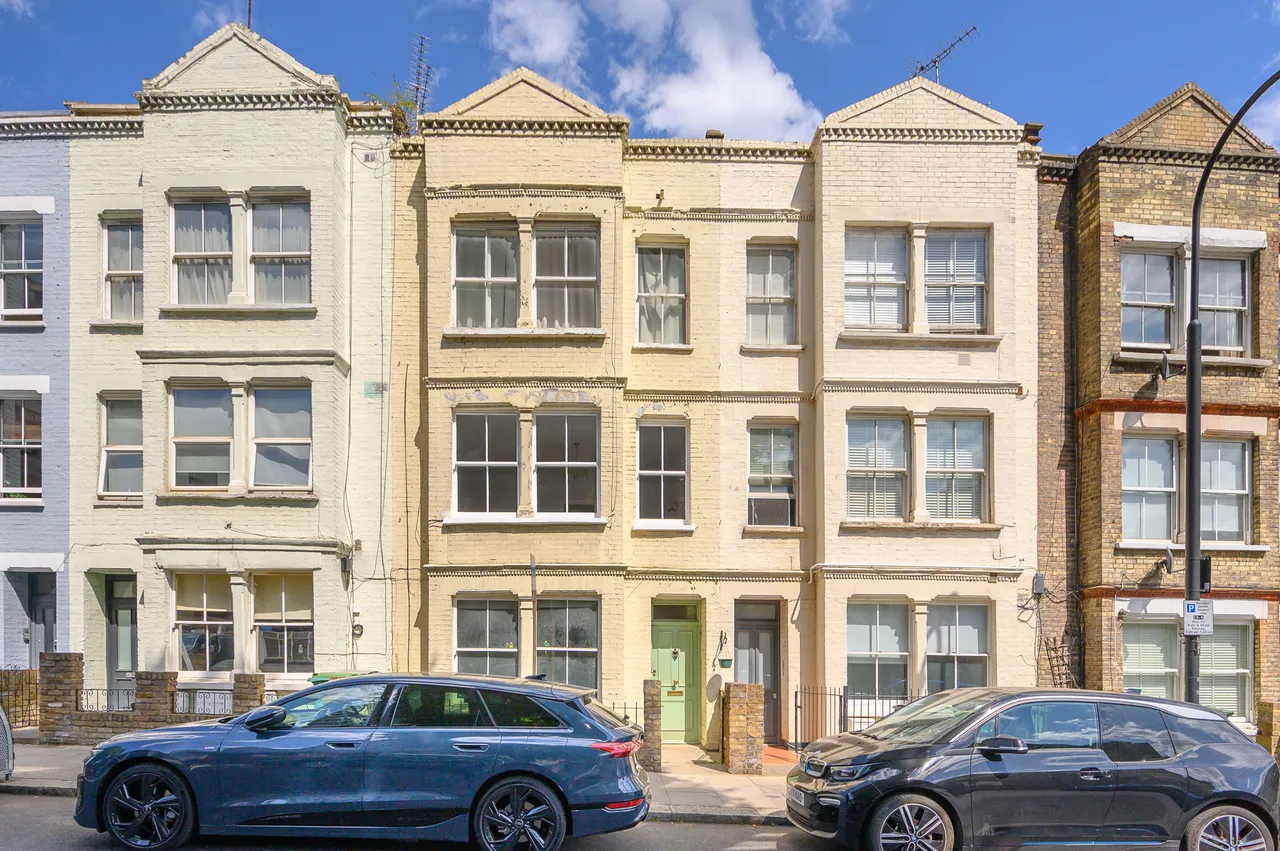 Flat 2, 126 Fleet Road, photo 2