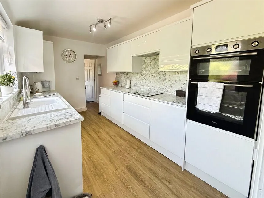 Moor Lane, North Hykeham, Lincolnshire, LN6, photo 8