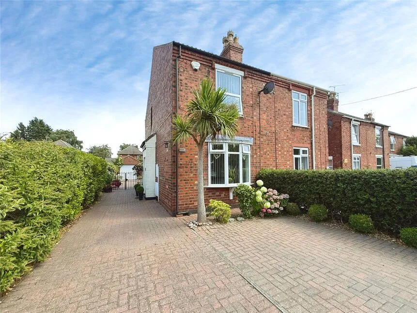 2 bed house for sale — Moor Lane, North Hykeham, Lincolnshire, LN6