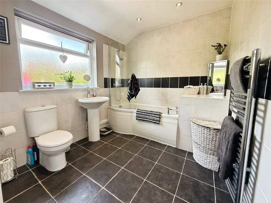 Moor Lane, North Hykeham, Lincolnshire, LN6, photo 10