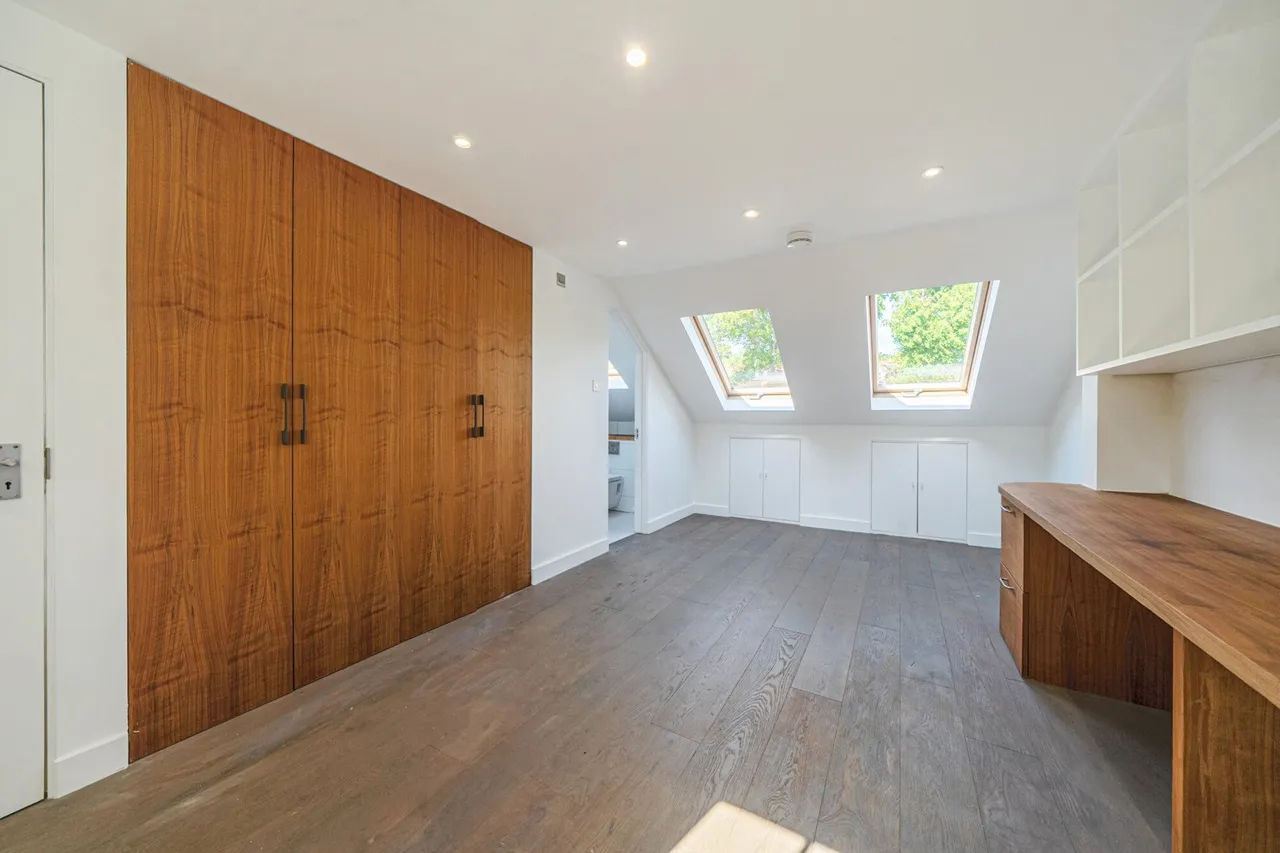 Siebert Road, SE3, photo 12