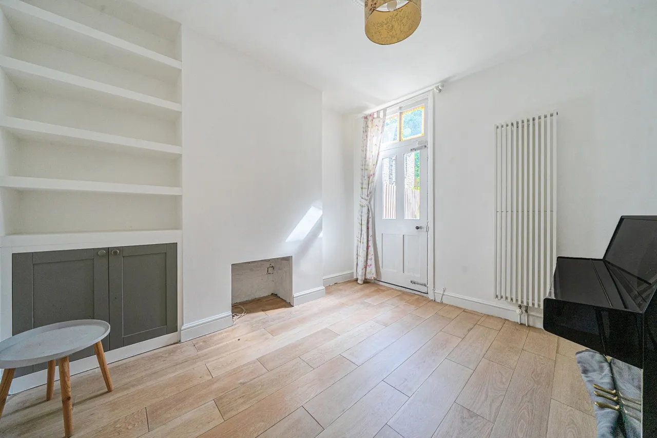 Siebert Road, SE3, photo 17