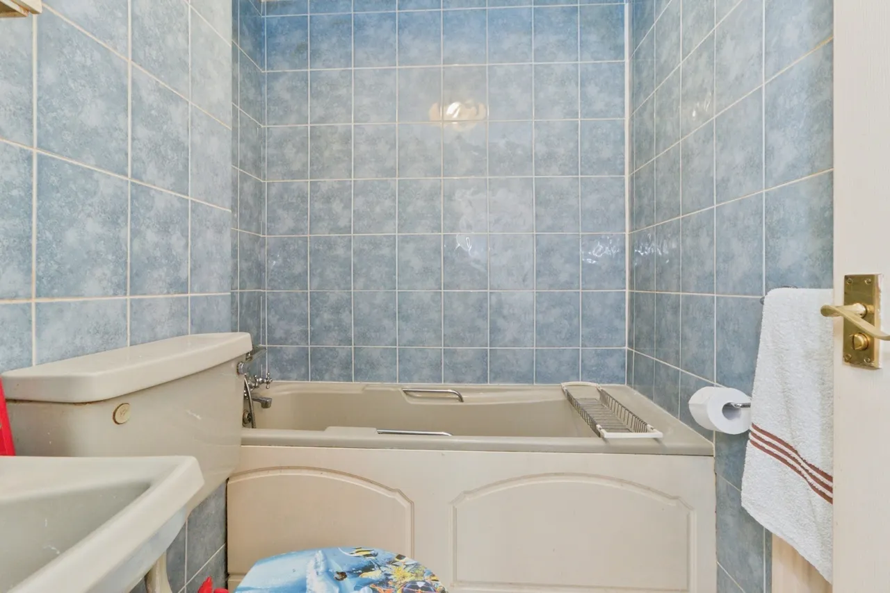 Mallard Close, Dartford, DA1, photo 10