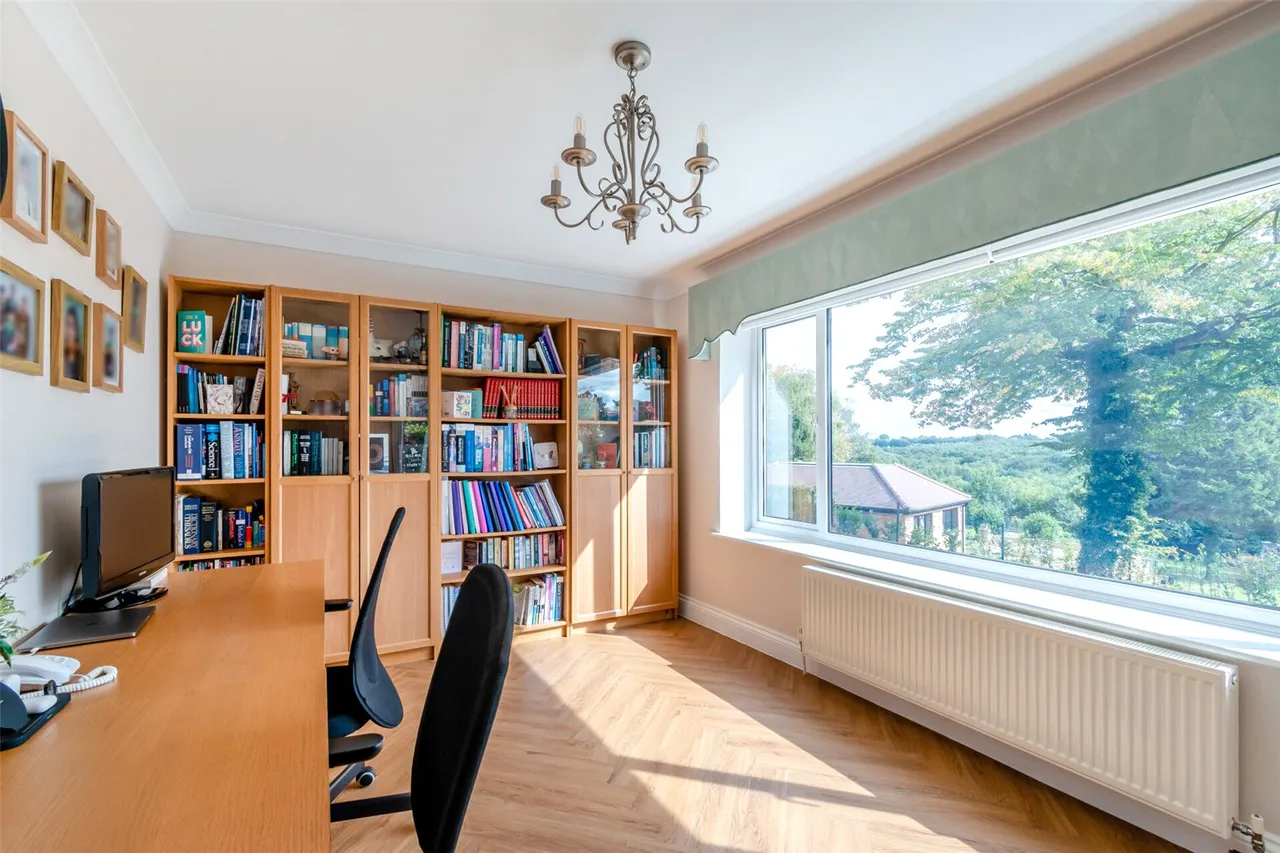 Bowesden Lane, Shorne, DA12, photo 9