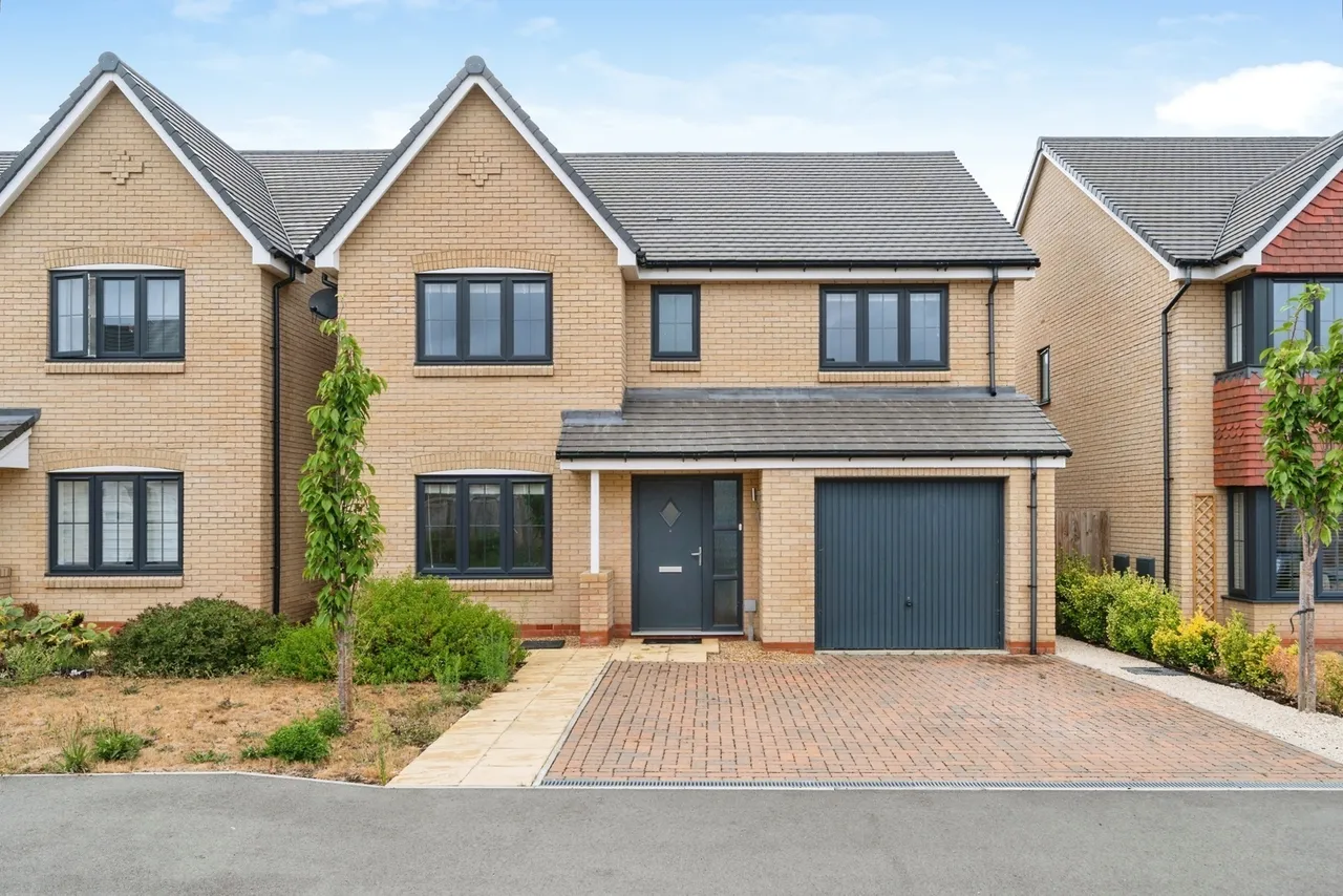 4 bed house for sale — Clydesdale Road, ELY, Cambridgeshire, CB6