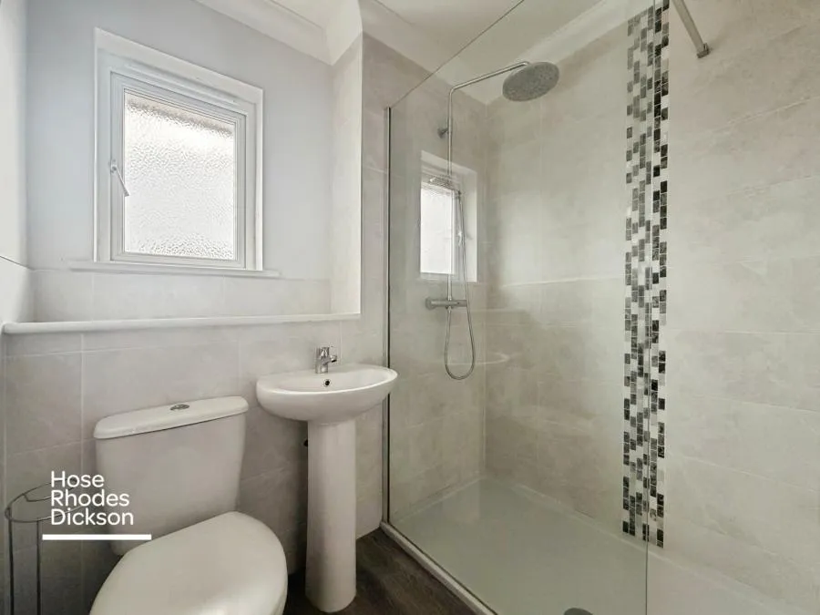 North Street, Sandown, PO36, photo 6