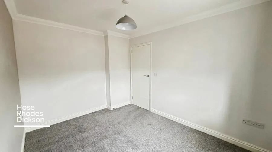 North Street, Sandown, PO36, photo 10