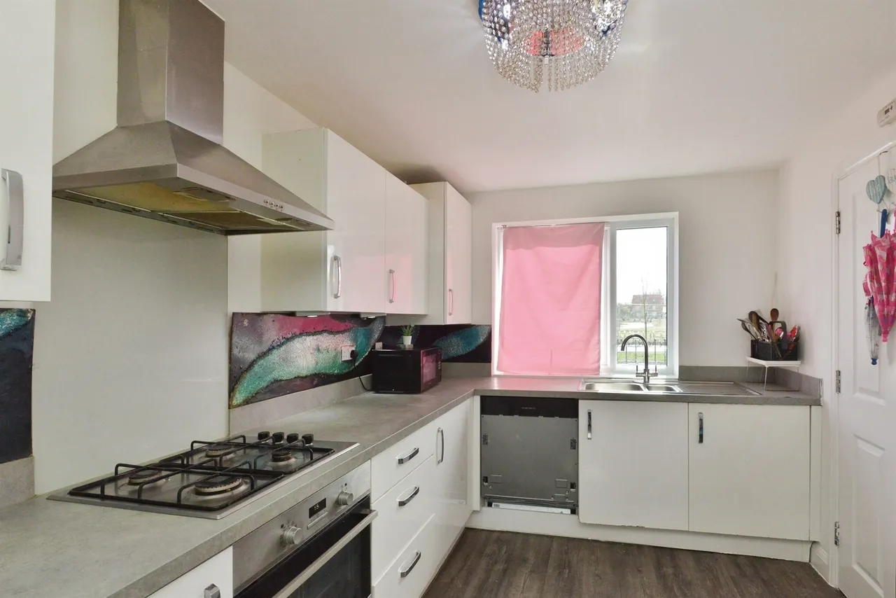 Burney Drive, Eagle Farm South, Milton Keynes, photo 6