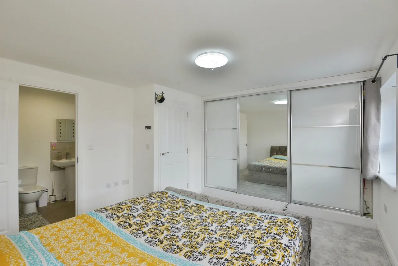 Burney Drive, Eagle Farm South, Milton Keynes, photo 10