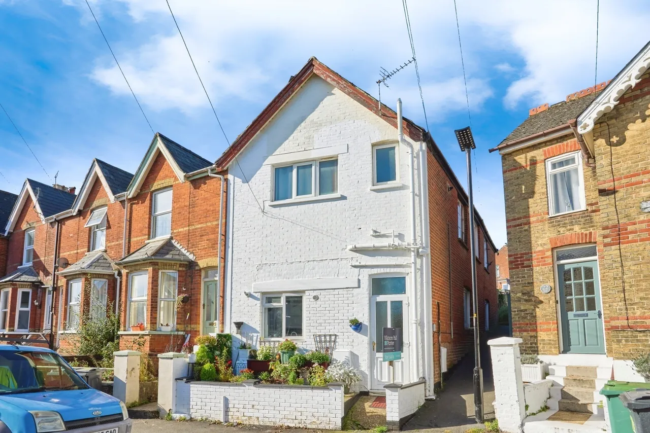 Tennyson Road, Cowes, PO31, photo 2