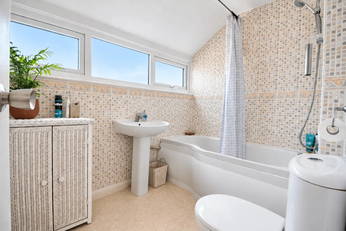 Lincoln Rise, Waterlooville, PO8, photo 7