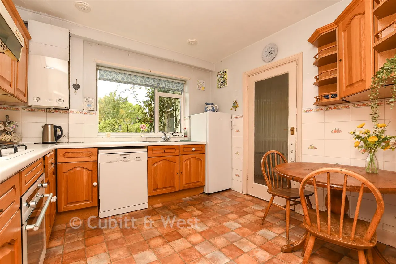 Balcombe Road, Horley, RH6, photo 13