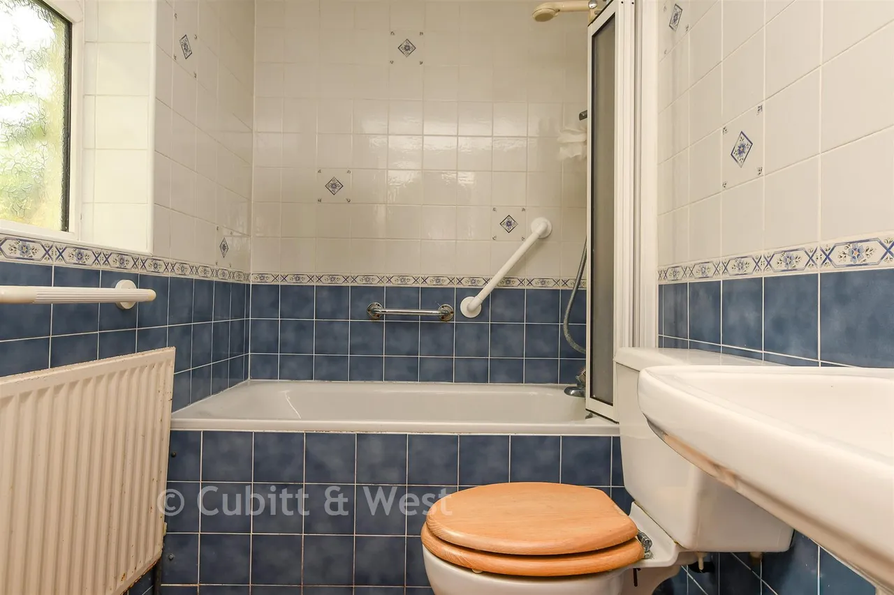 Balcombe Road, Horley, RH6, photo 14