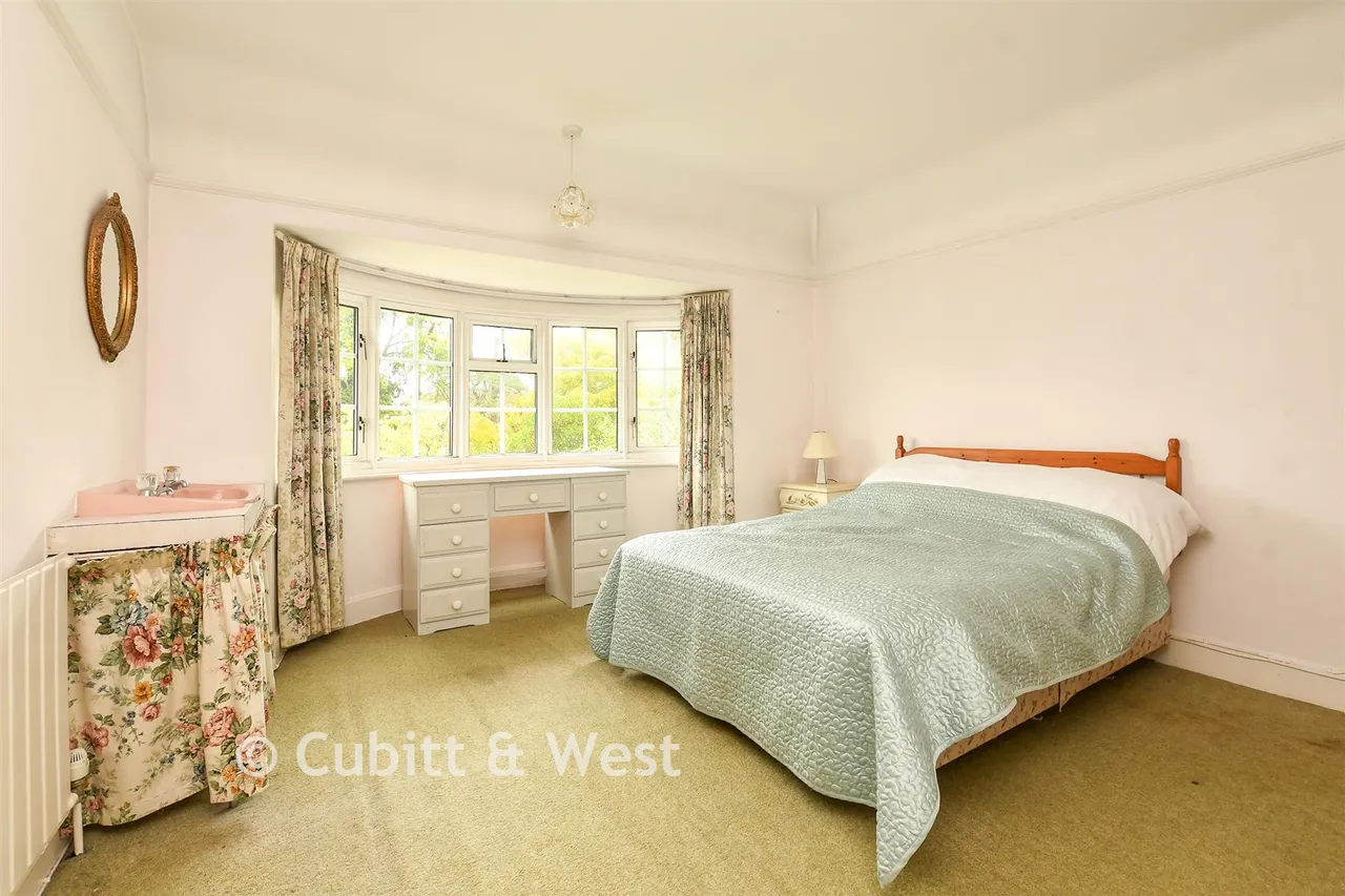 Balcombe Road, Horley, RH6, photo 15