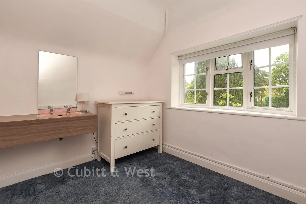 Balcombe Road, Horley, RH6, photo 19