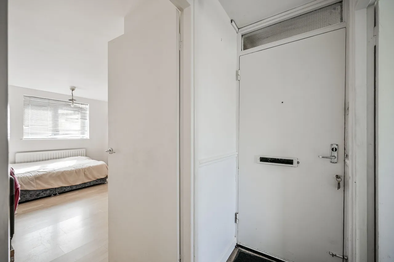 4 Coldham Court, Lordship Lane, London, photo 7