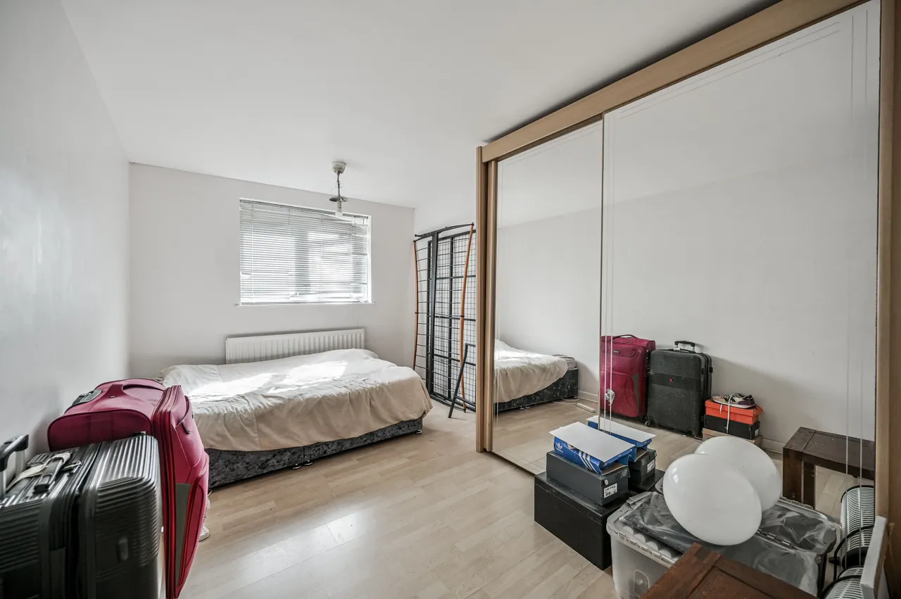4 Coldham Court, Lordship Lane, London, photo 6