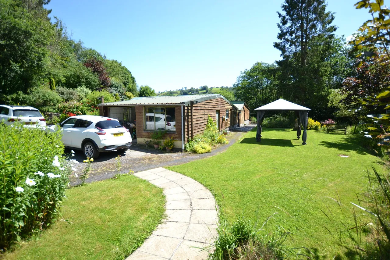 Gwernogle, Carmarthen, SA32, photo 2