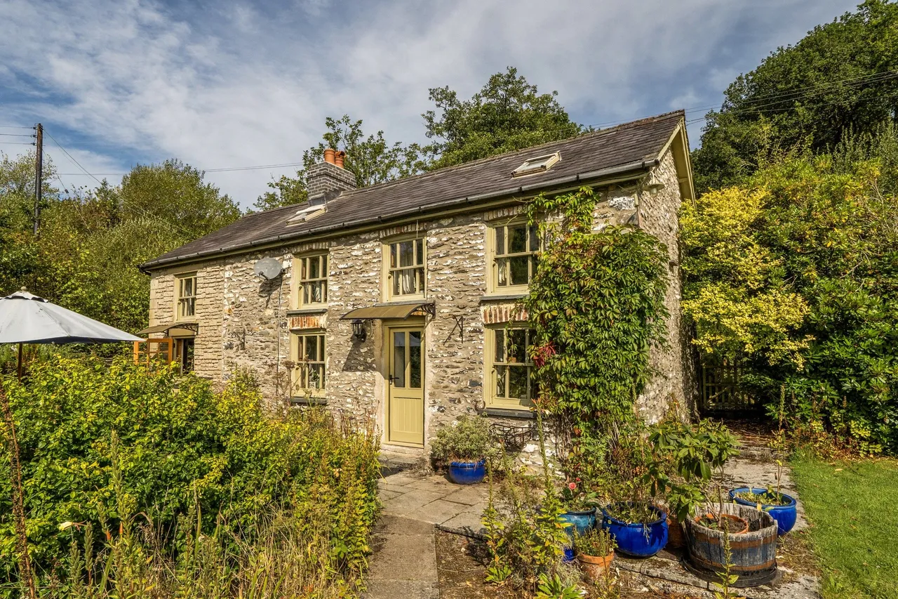 Gwernogle, Carmarthen, SA32, photo 23
