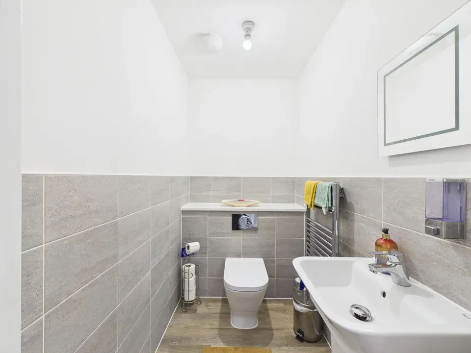 Tributary Lane, Faygate, Horsham, RH12 0BQ, photo 11
