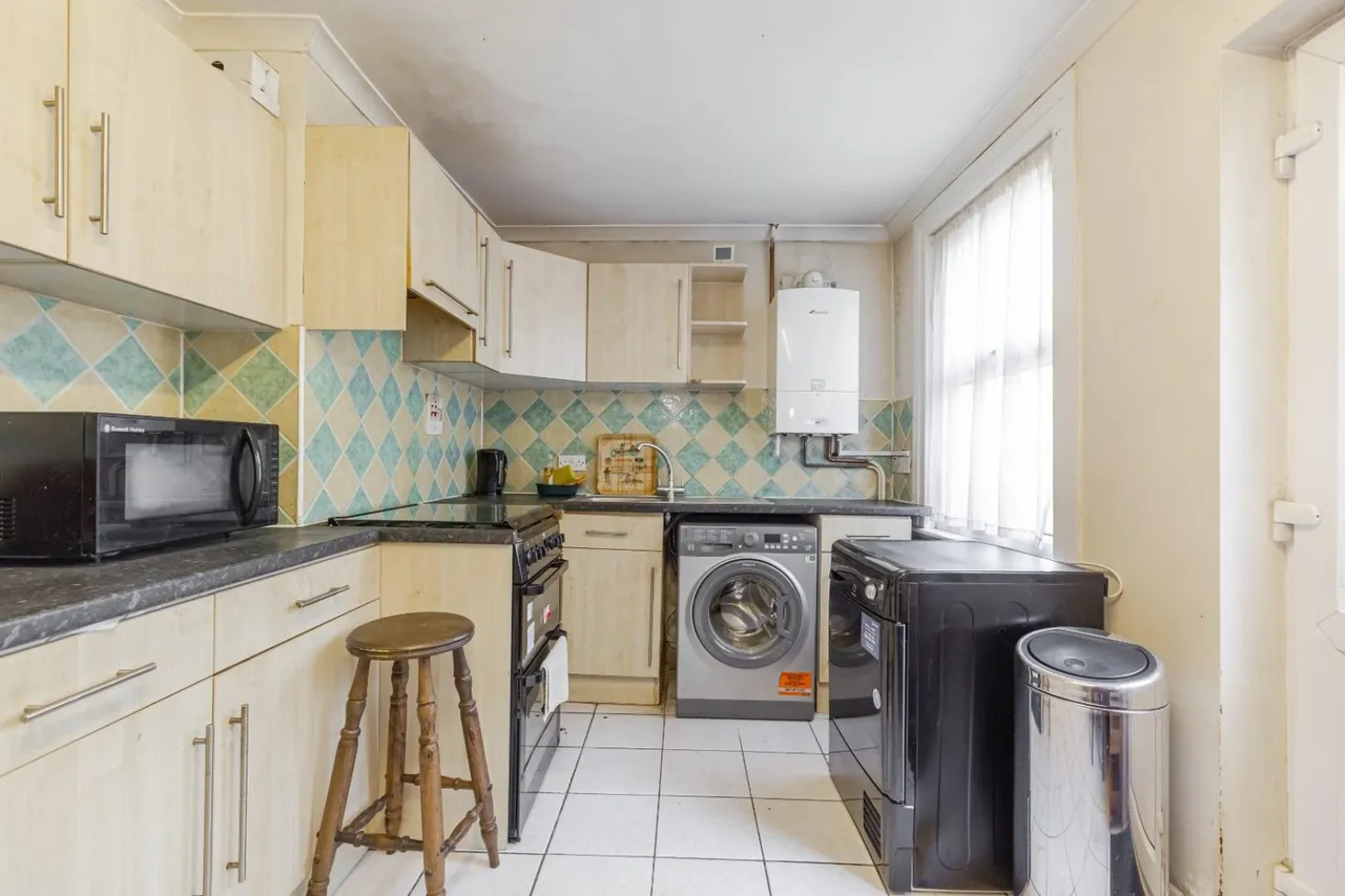 Goldsmith Road, London, SE15, photo 3
