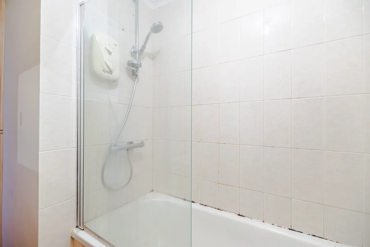 Gledhow Wood Close, Gledhow, LS8, photo 11
