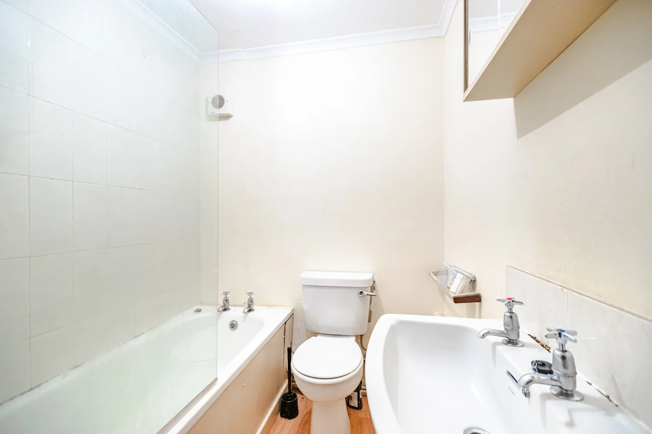 Gledhow Wood Close, Gledhow, LS8, photo 10