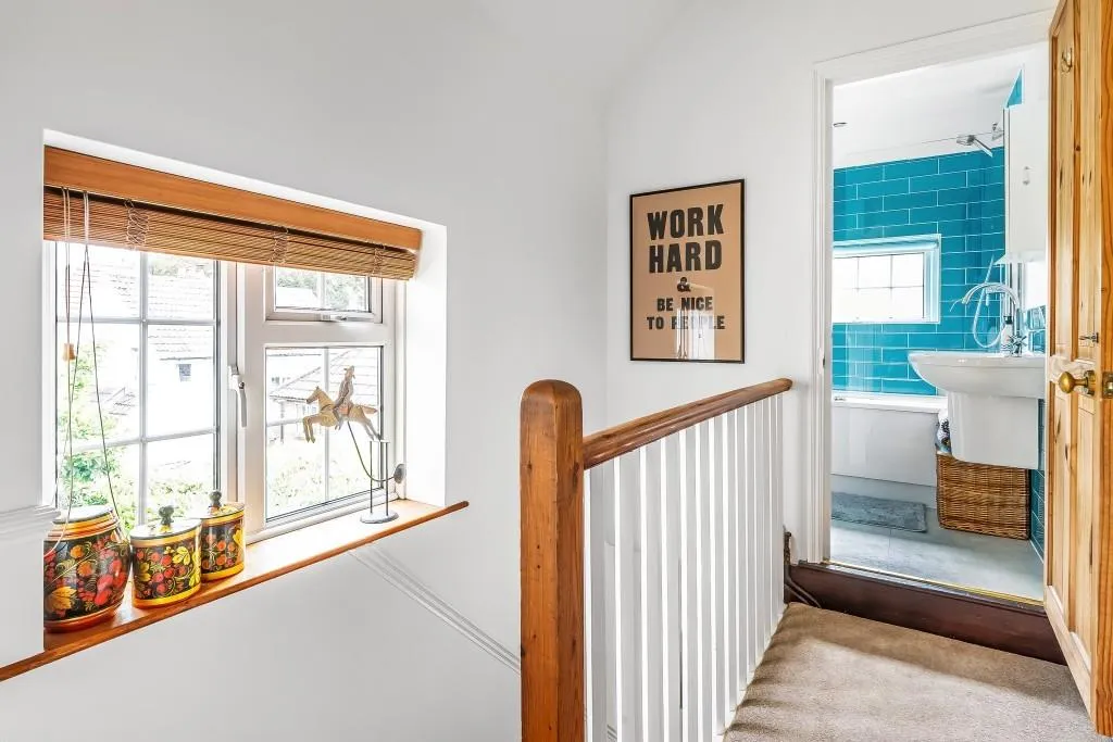 Vincent Drive, Dorking, RH4, photo 19