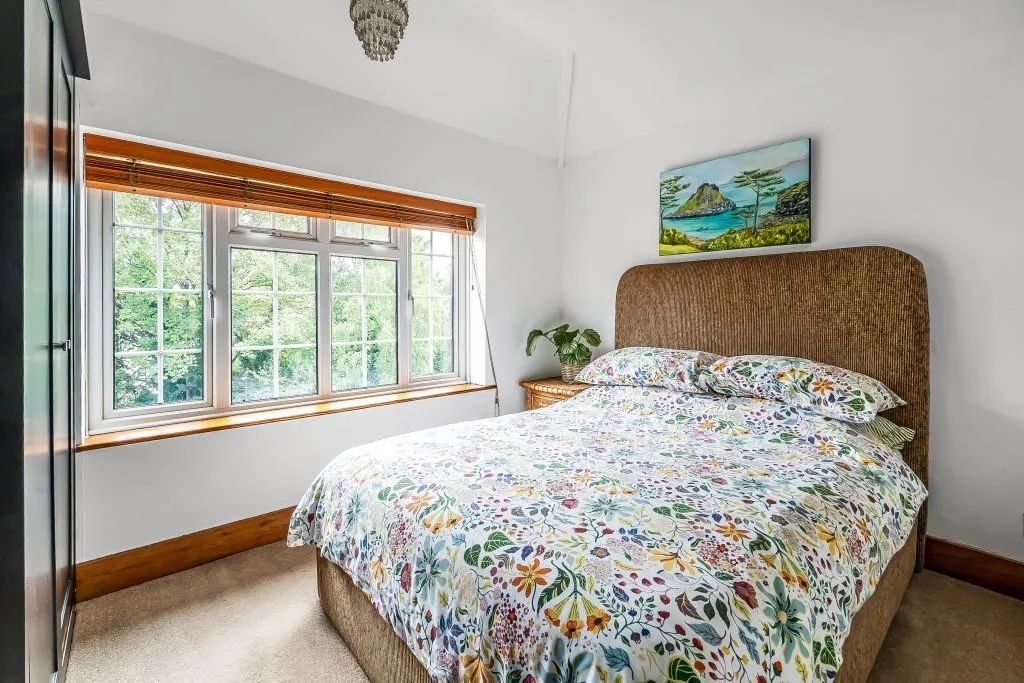 Vincent Drive, Dorking, RH4, photo 5