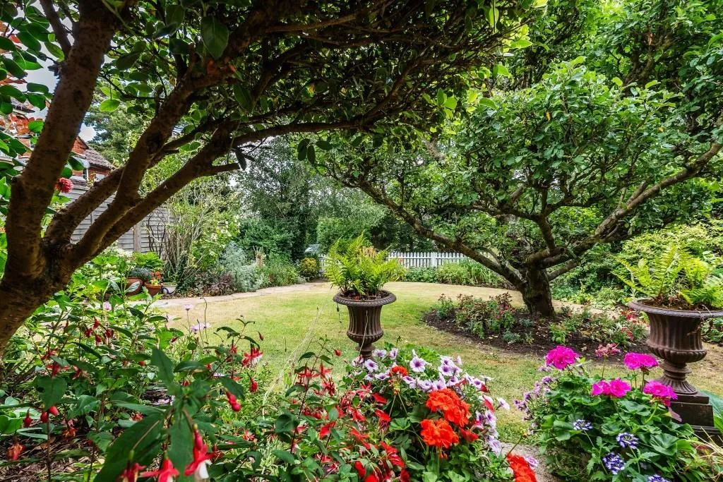 Vincent Drive, Dorking, RH4, photo 10