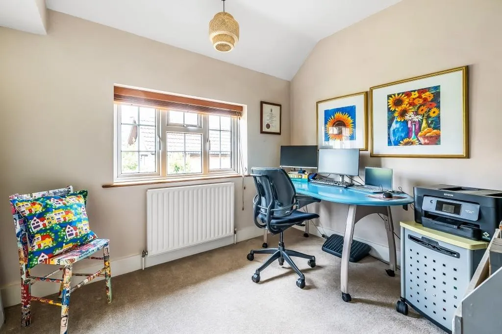 Vincent Drive, Dorking, RH4, photo 20
