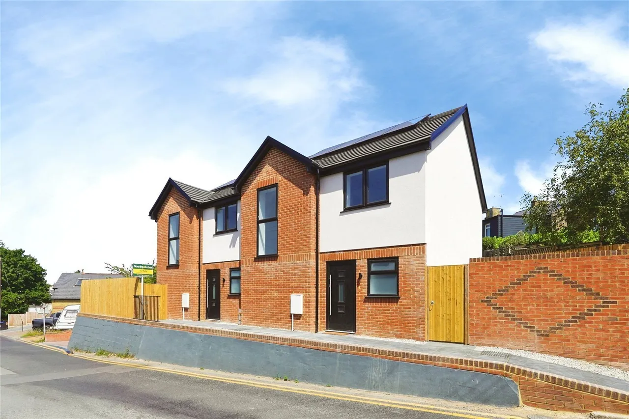 3 bed house for sale — Chapel Hill, Eythorne, Dover, Kent, CT15