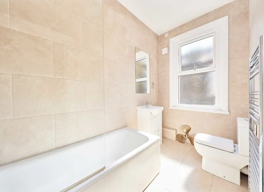 Wavertree Road, Streatham Hill, SW2, photo 9