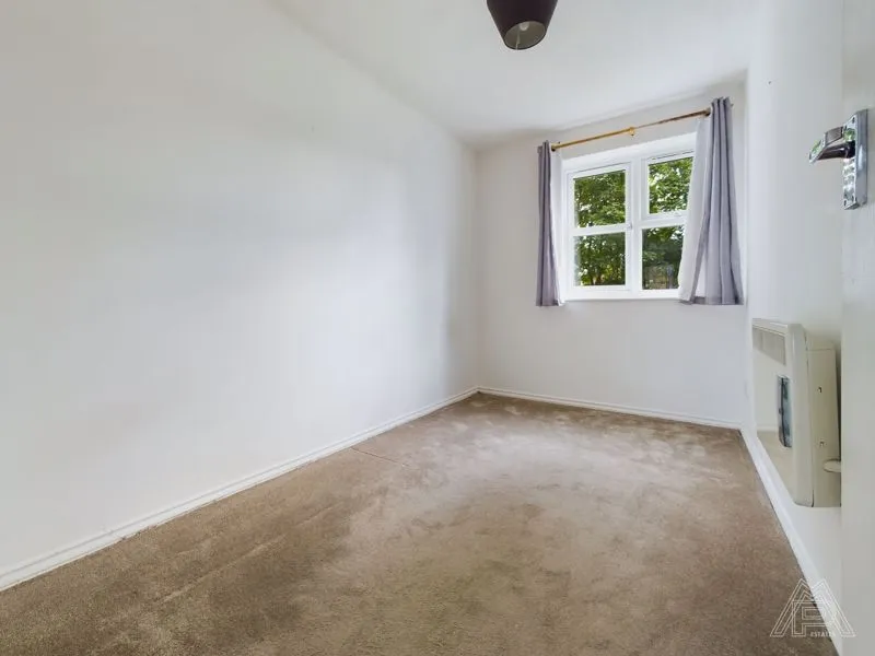 Palliser Drive, Rainham, RM13, photo 8