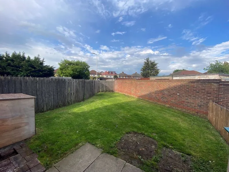 Palliser Drive, Rainham, RM13, photo 9