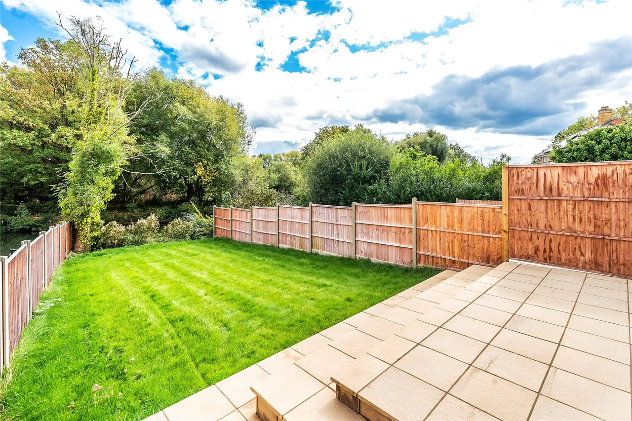 Weyside Road, Guildford, GU1, photo 6