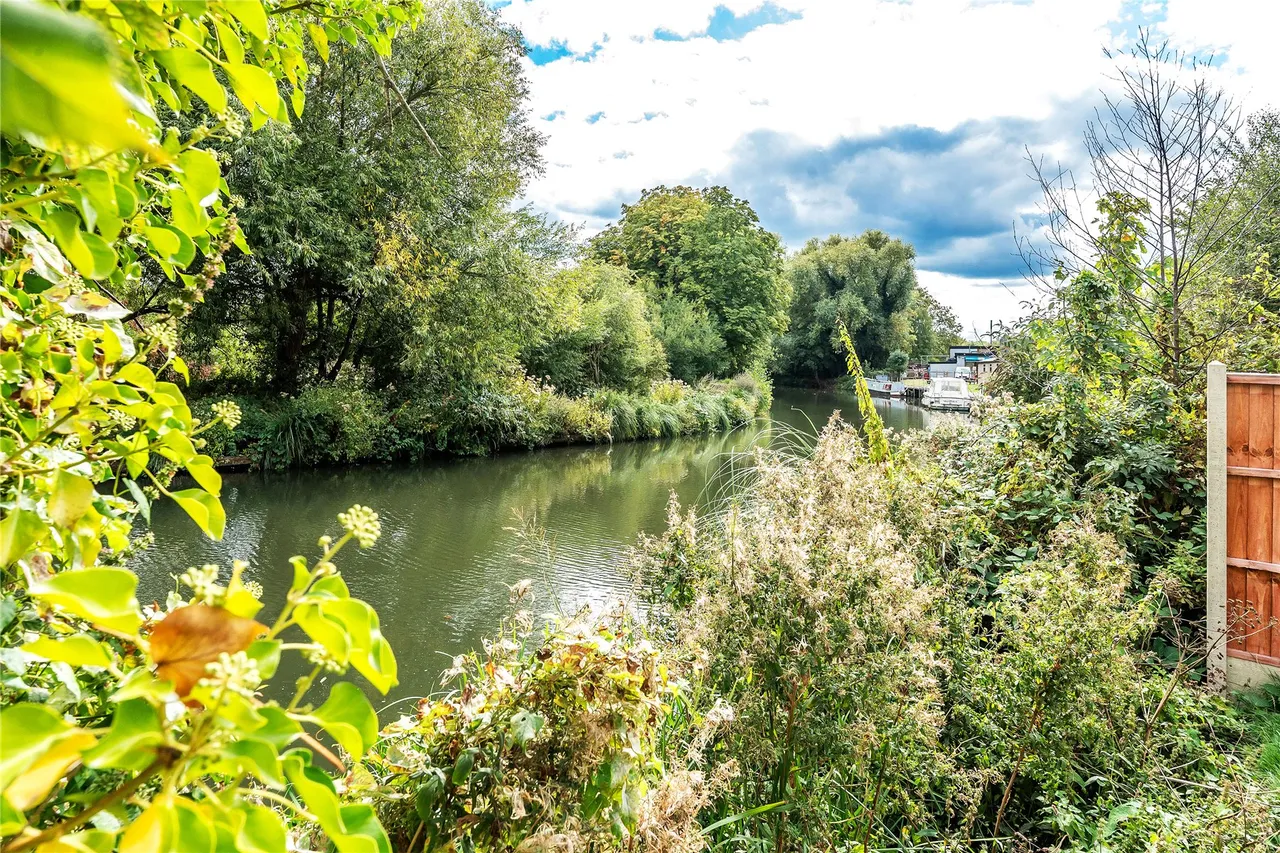 Weyside Road, Guildford, GU1, photo 14